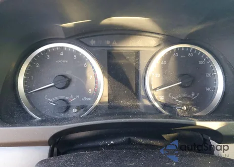 2018 Toyota Highlander Le from USA, damaged, VIN 5TDZZRFH9JS250432